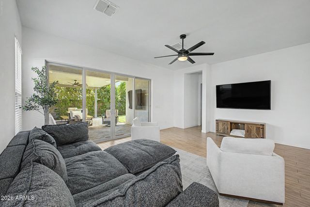11303 E UTAH Avenue, Mesa, AZ 85212