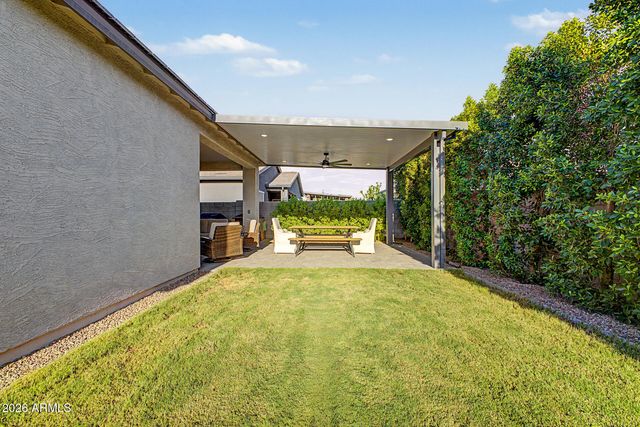 11303 E UTAH Avenue, Mesa, AZ 85212