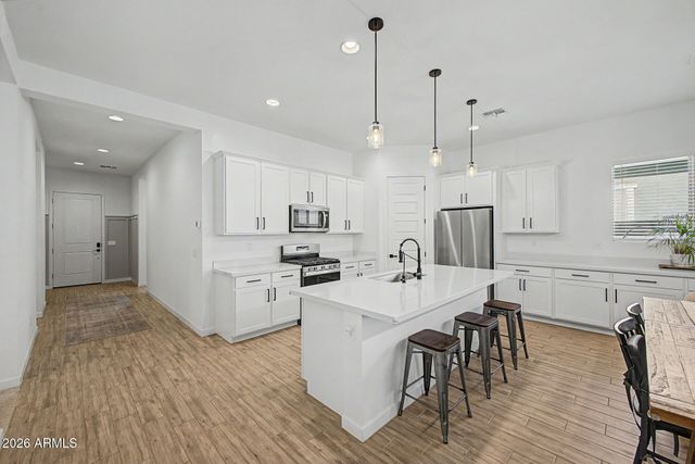 11303 E UTAH Avenue, Mesa, AZ 85212
