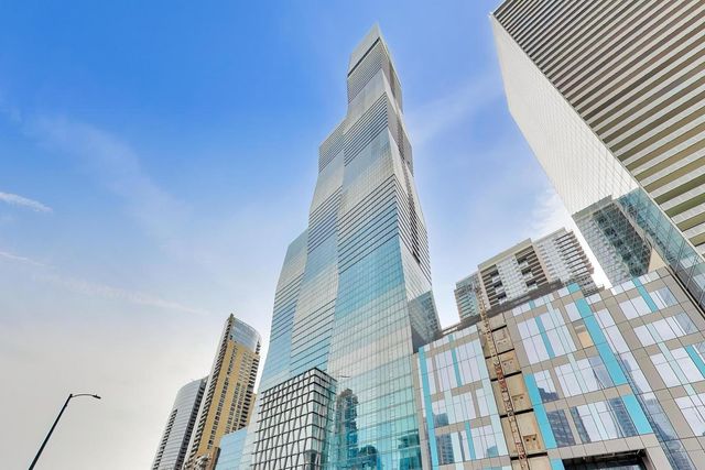 363 E Wacker Drive 2108, Chicago, IL 60601