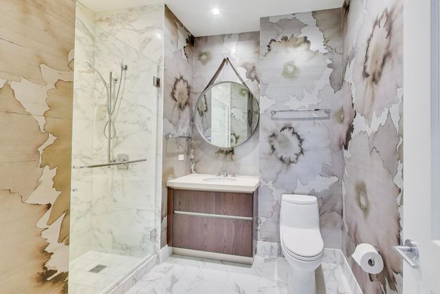 363 E Wacker Drive 2108, Chicago, IL 60601