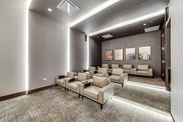 363 E Wacker Drive 2108, Chicago, IL 60601