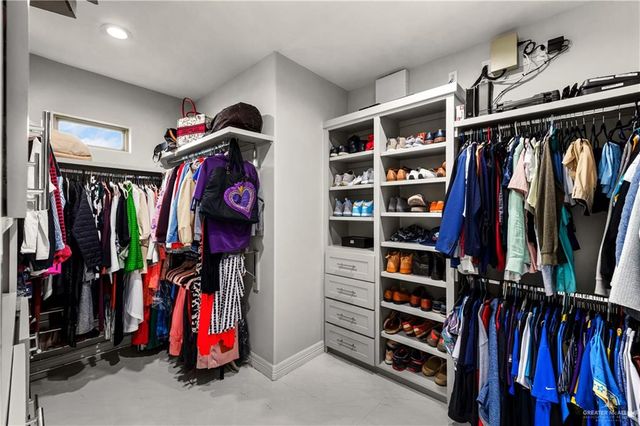 12829 N 38th Street, Edinburg, TX 78541