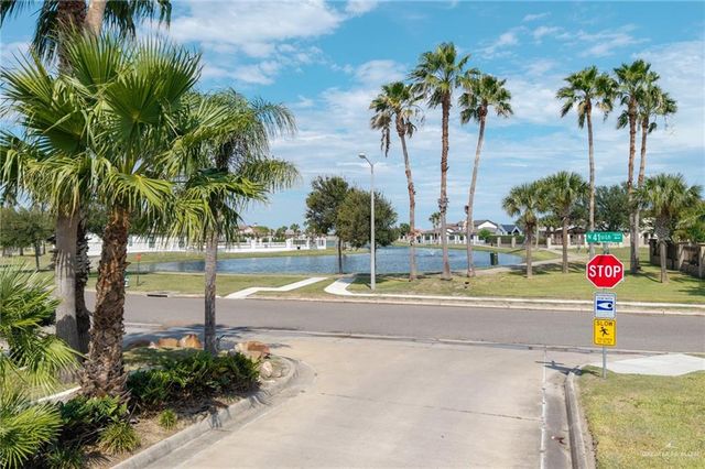 12829 N 38th Street, Edinburg, TX 78541