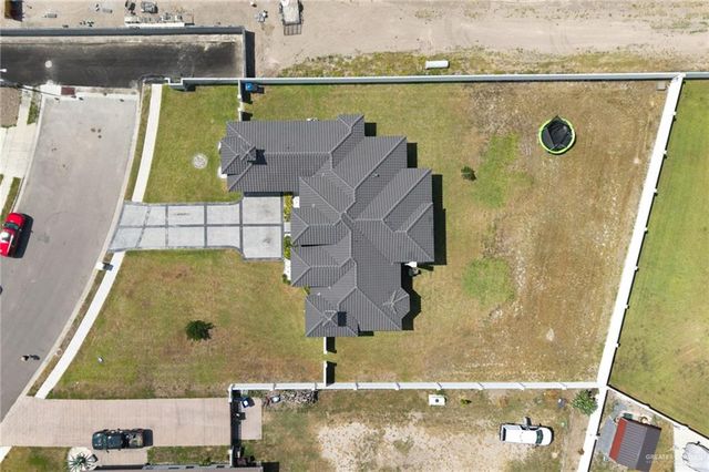 12829 N 38th Street, Edinburg, TX 78541