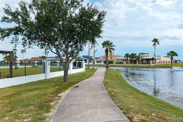 12829 N 38th Street, Edinburg, TX 78541