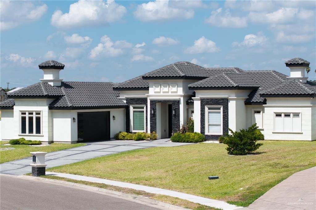 12829 N 38th Street, Edinburg, TX 78541