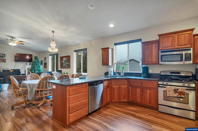 5800 Delaney Rd SE, Turner, OR 97392