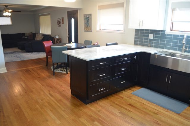 458 Bow St, Stockdale, PA 15483