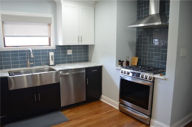 458 Bow St, Stockdale, PA 15483
