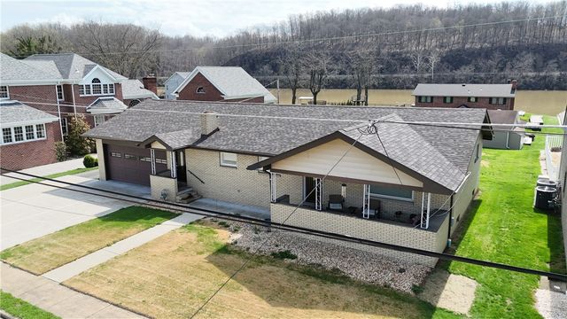 458 Bow St, Stockdale, PA 15483
