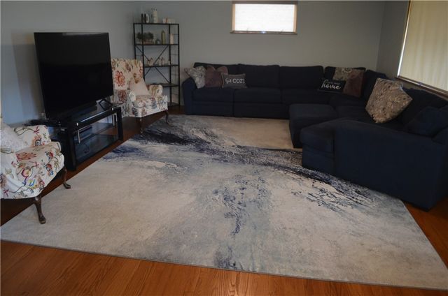 458 Bow St, Stockdale, PA 15483