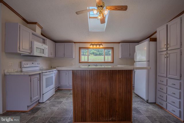 706 LOOP RD, Gerrardstown, WV 25420