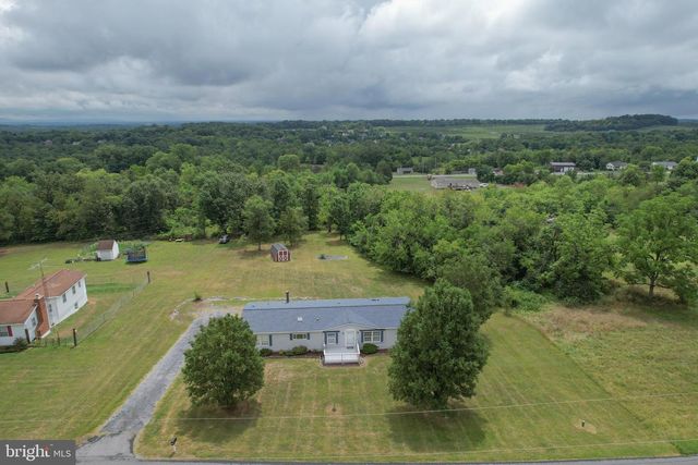 706 LOOP RD, Gerrardstown, WV 25420