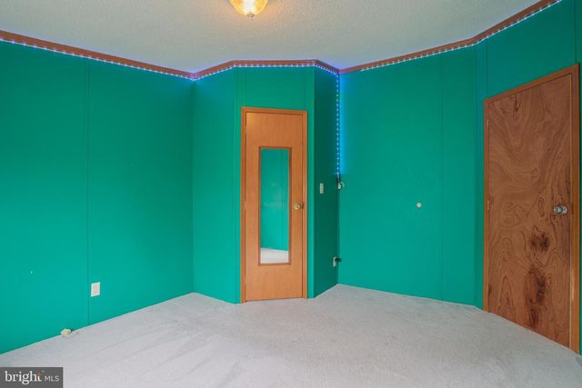 706 LOOP RD, Gerrardstown, WV 25420