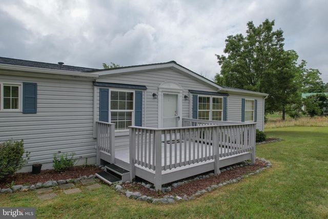 706 LOOP RD, Gerrardstown, WV 25420