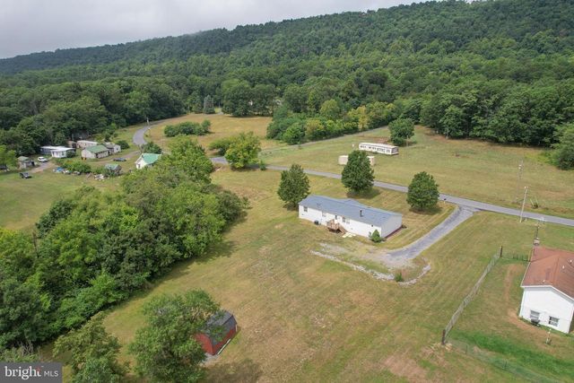 706 LOOP RD, Gerrardstown, WV 25420