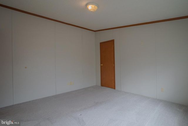 706 LOOP RD, Gerrardstown, WV 25420