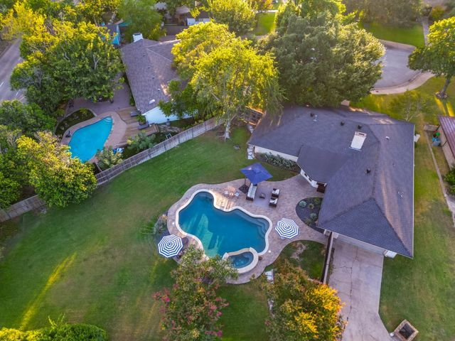 7262 Fernmeadow Drive, Dallas, TX 75248