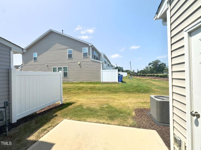 23 Bibury Way, Angier, NC 27501