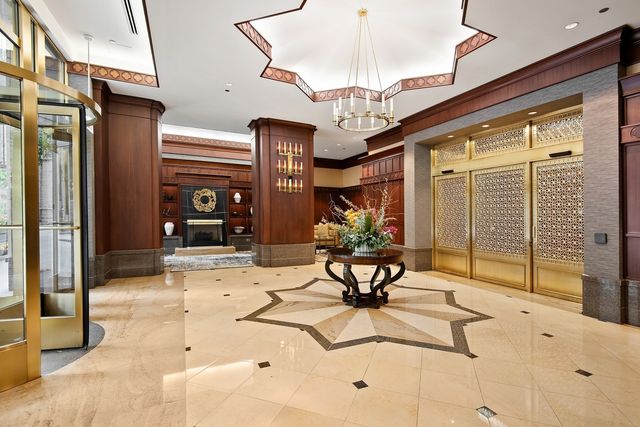 21 E Huron Street 2803, Chicago, IL 60611