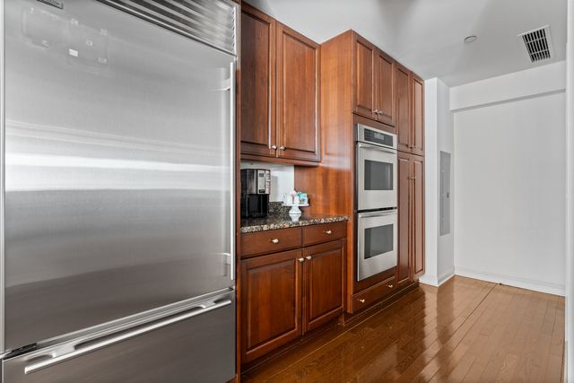 21 E Huron Street 2803, Chicago, IL 60611