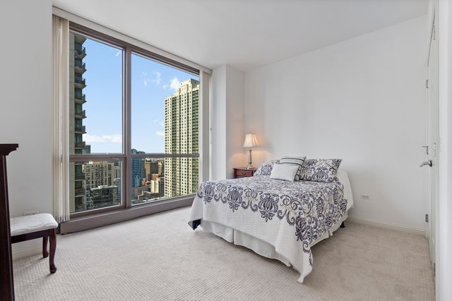 21 E Huron Street 2803, Chicago, IL 60611