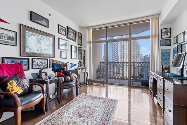 21 E Huron Street 2803, Chicago, IL 60611