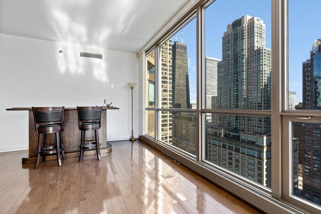 21 E Huron Street 2803, Chicago, IL 60611