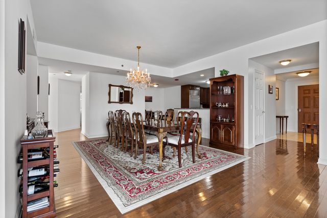 21 E Huron Street 2803, Chicago, IL 60611
