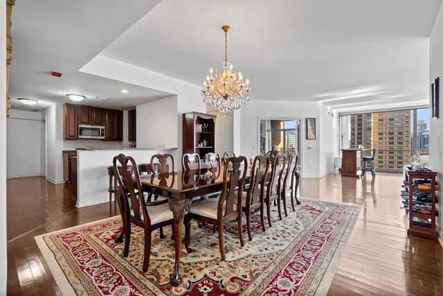 21 E Huron Street 2803, Chicago, IL 60611