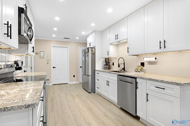 332 Ohara Drive, Albertville, AL 35950