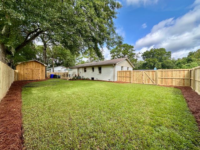 1846 Hazelwood Drive, Charleston, SC 29407