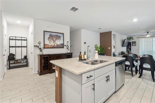 551 AMADORAS WAY, St Cloud, FL 34771