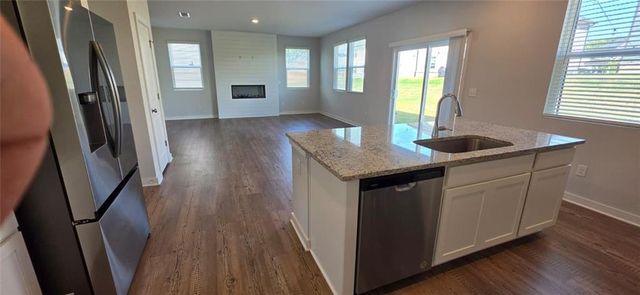 2452 Brown Dove Way, Grayson, GA 30017