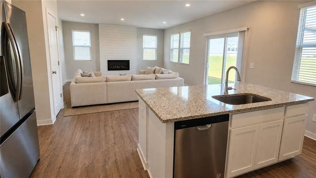 2452 Brown Dove Way, Grayson, GA 30017