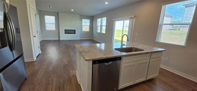 2452 Brown Dove Way, Grayson, GA 30017