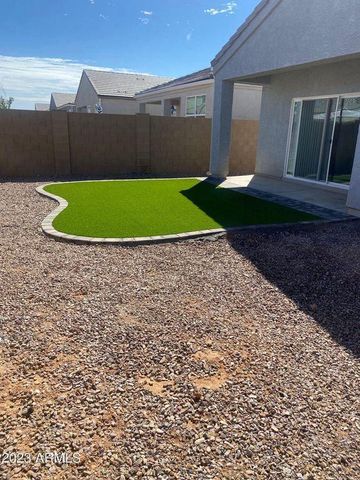 5206 E Gummite Drive, San Tan Valley, AZ 85143