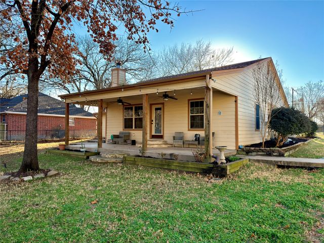 704 Legendary Lane, Gun Barrel City, TX 75156