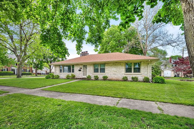 627 E Main Street, Morris, IL 60450