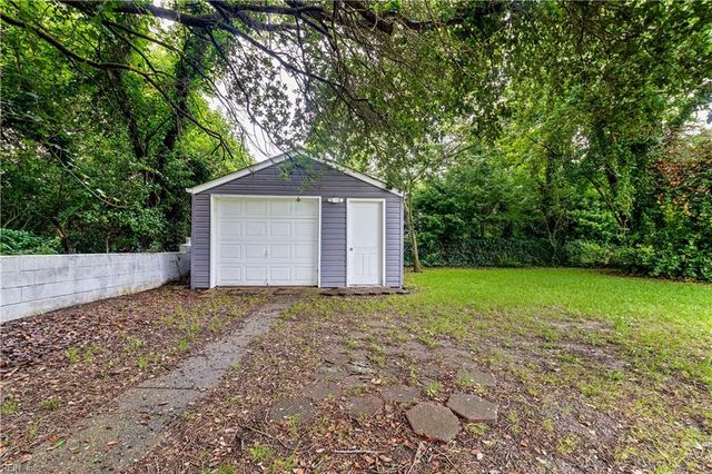 1933 E Ocean View AVE, Norfolk, VA 23503