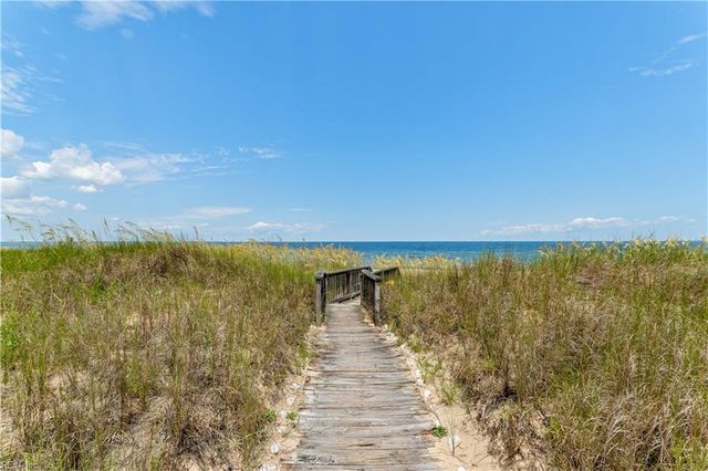 1933 E Ocean View AVE, Norfolk, VA 23503