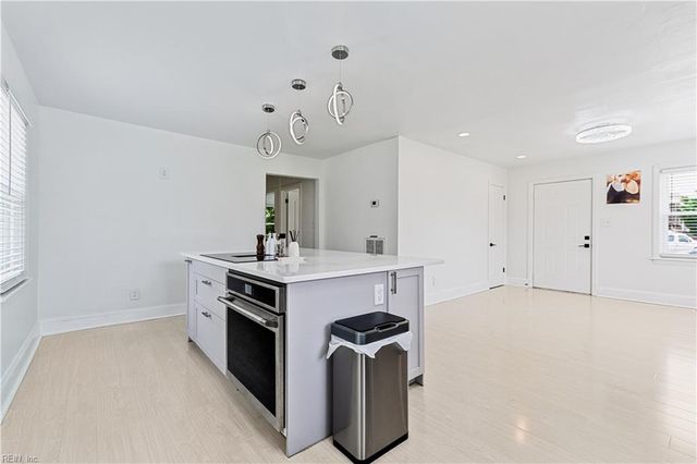 1933 E Ocean View AVE, Norfolk, VA 23503