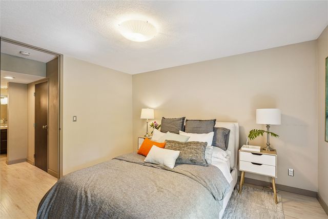 3663 Grand Avenue 104, Des Moines, IA 50312