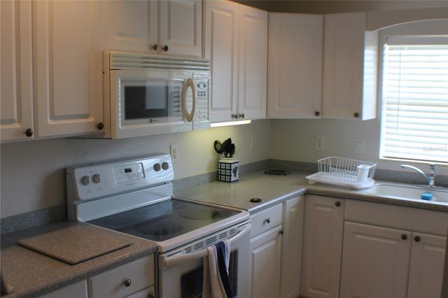 7 HYDE COURT C, Rotonda West, FL 33947