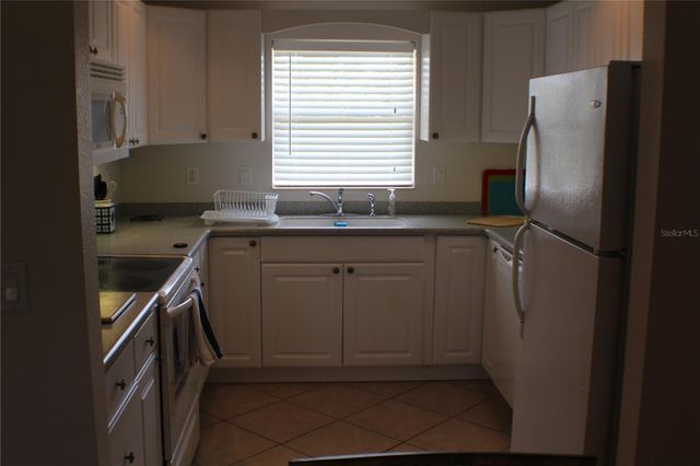 7 HYDE COURT C, Rotonda West, FL 33947