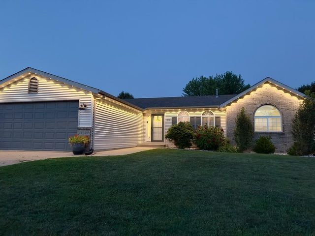 2215 35th AVENUE, Kenosha, WI 53144
