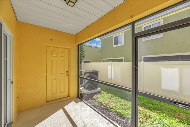 8509 TRAIL WIND DRIVE, Tampa, FL 33647