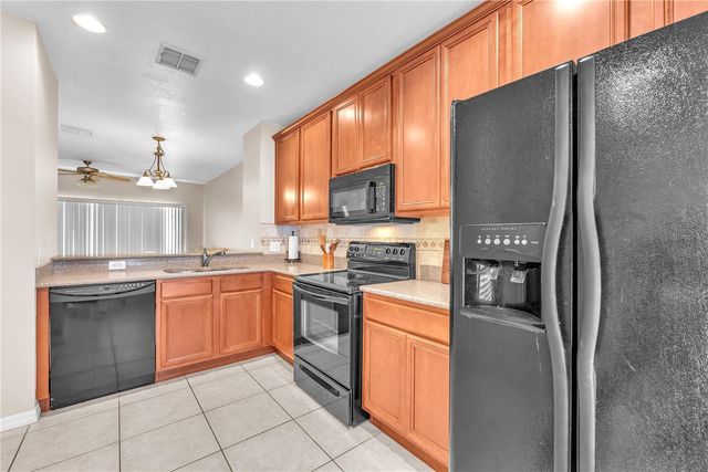 8509 TRAIL WIND DRIVE, Tampa, FL 33647