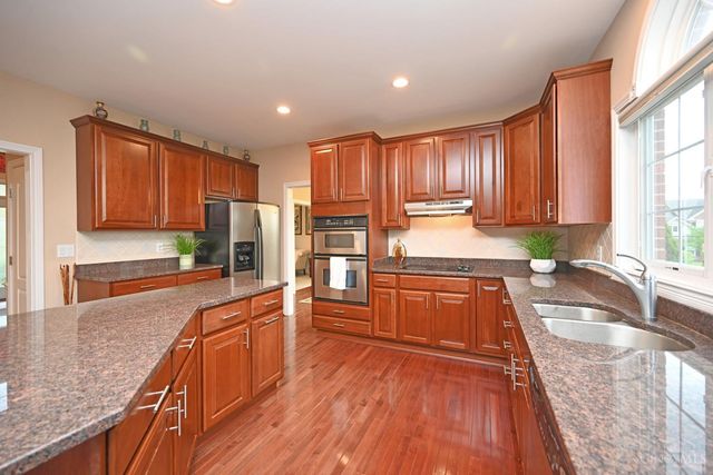 7434 Foxchase Drive, West Chester, OH 45069